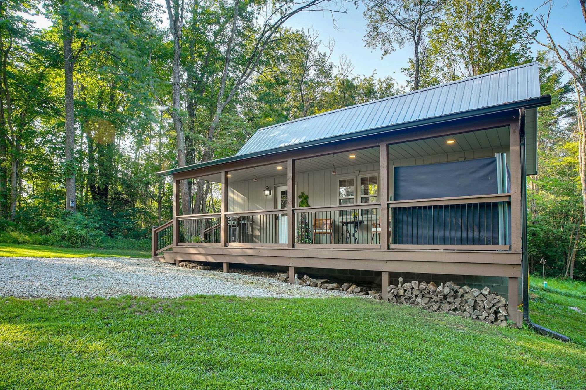 Idyllic Cabin In The Heart Of Hocking Hills Rockbridge エクステリア 写真