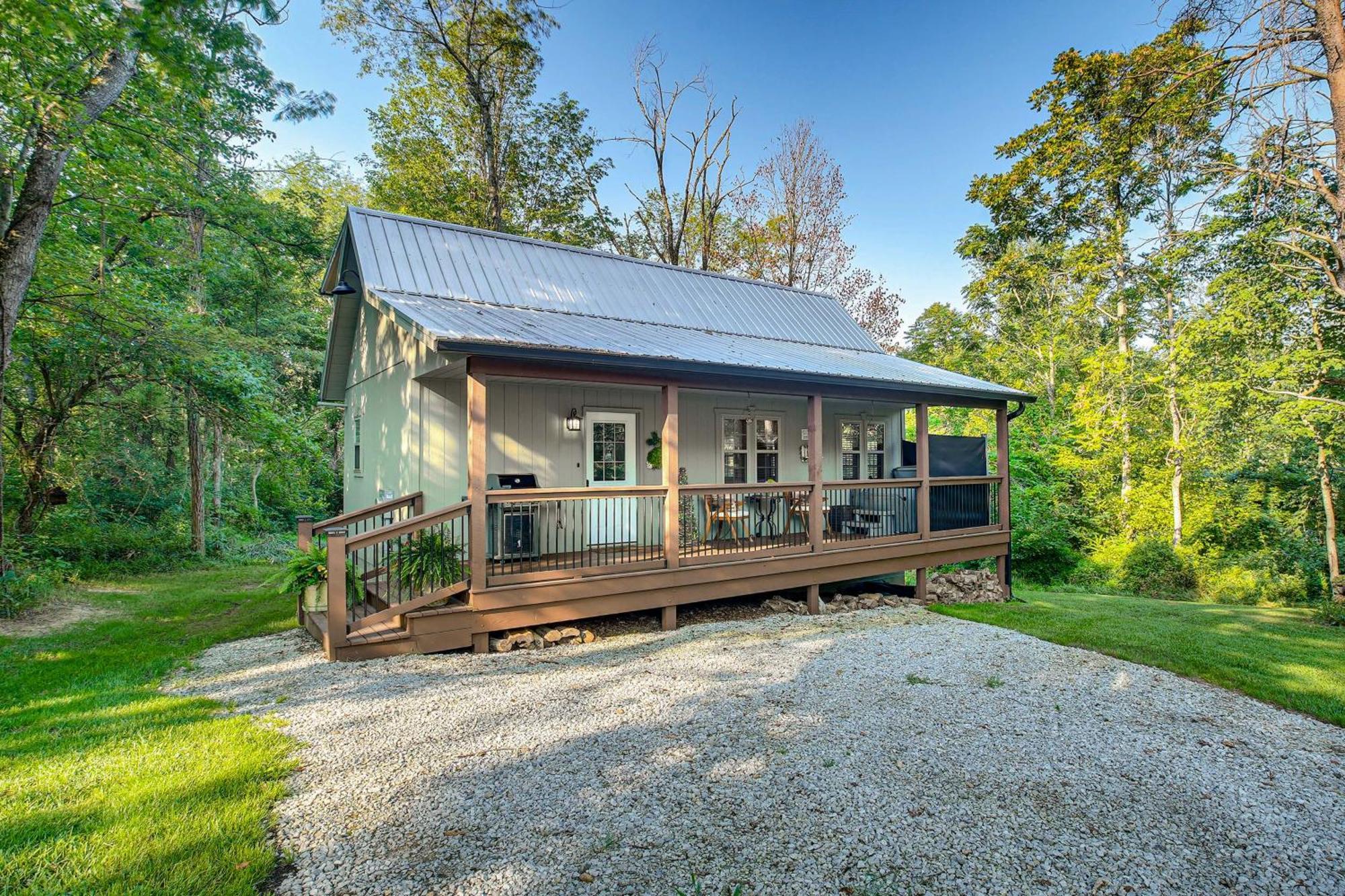 Idyllic Cabin In The Heart Of Hocking Hills Rockbridge エクステリア 写真